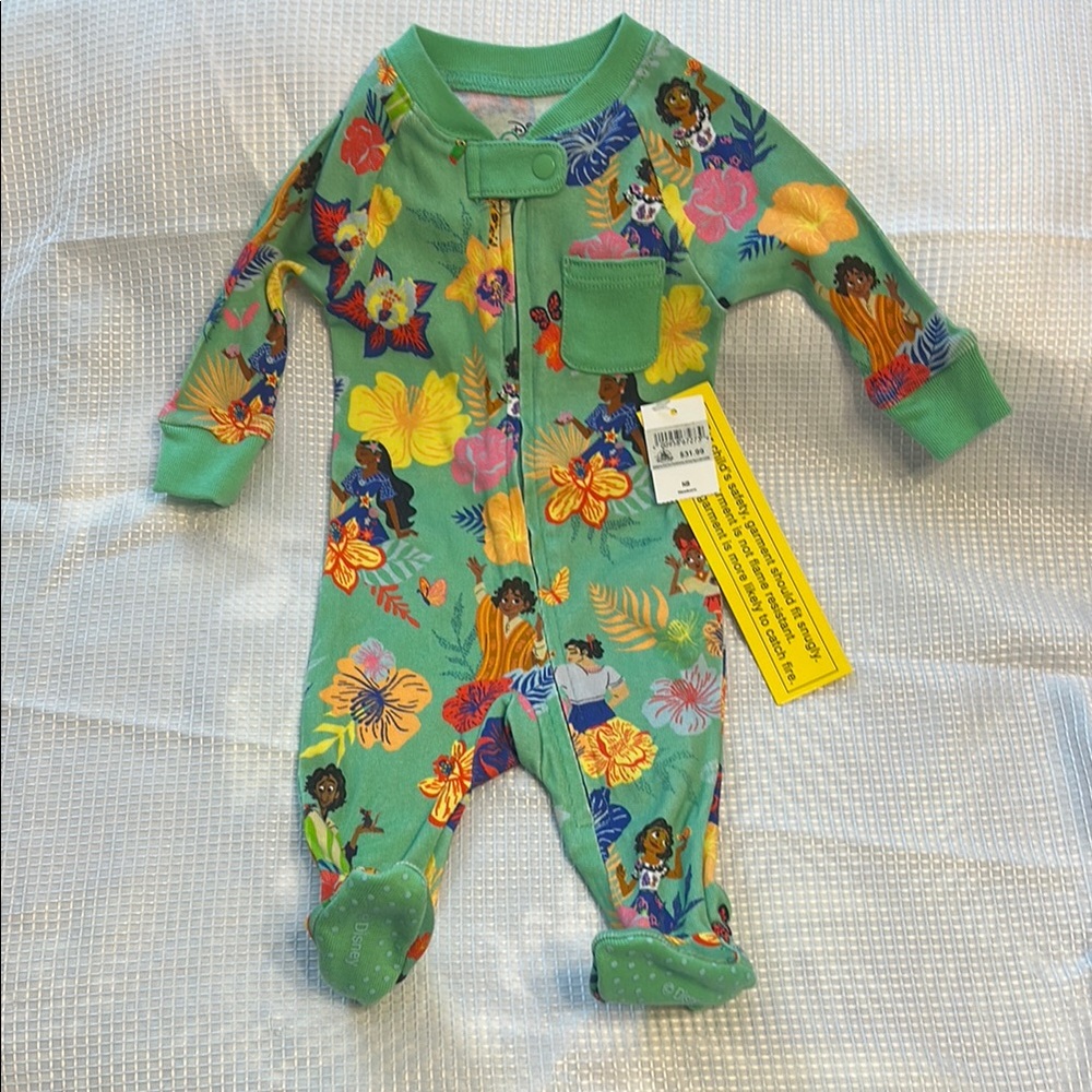 Disney Baby Encanto Long Sleeve Stretchie Sleeper for Baby. Size NB NWT